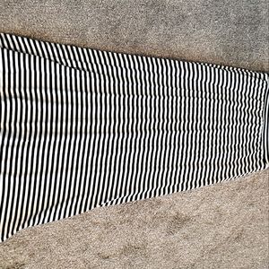 Black/white stripes skirt